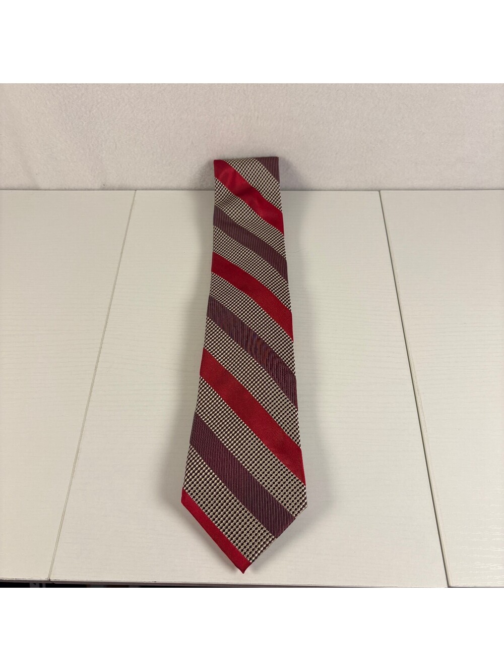 Paul Fredrick Mens Silk Tie Red Burgundy Striped Houndstooth Repp Classic 3.5x59